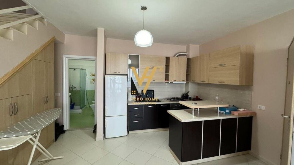 SHITET DUPLEX TE KODRA E DIELLIT 1- 310.000 EURO