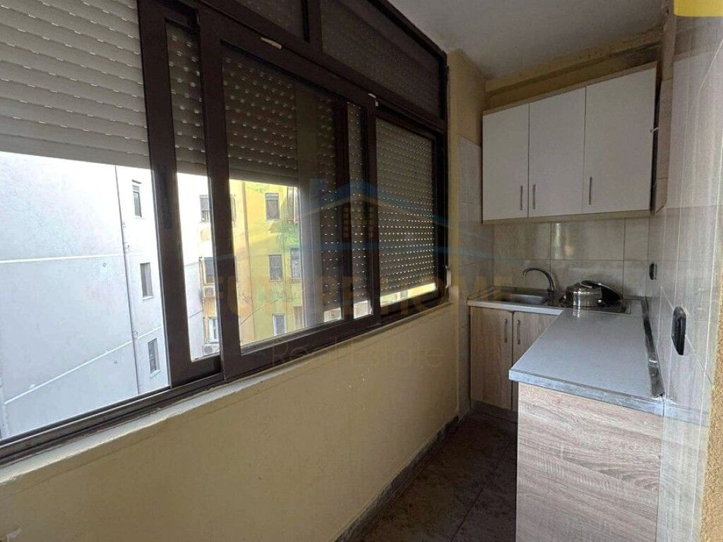Affitto, Appartamento 1+1, Stadio Dinamo.