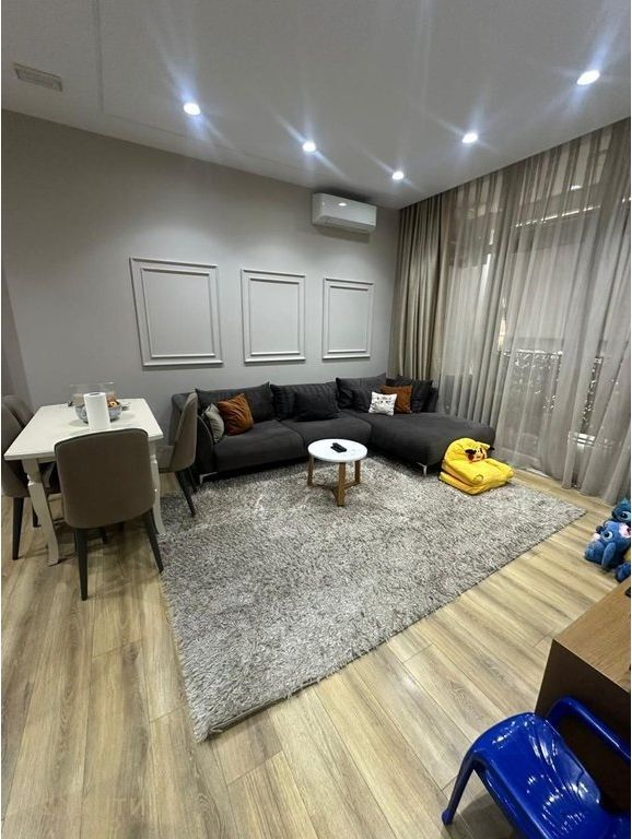 Appartamento 2+1+2 In Vendita vicino a Square 21, Tirana!