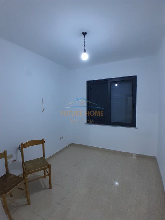 Qera, Apartament 2+1, Brryli, Tiranë