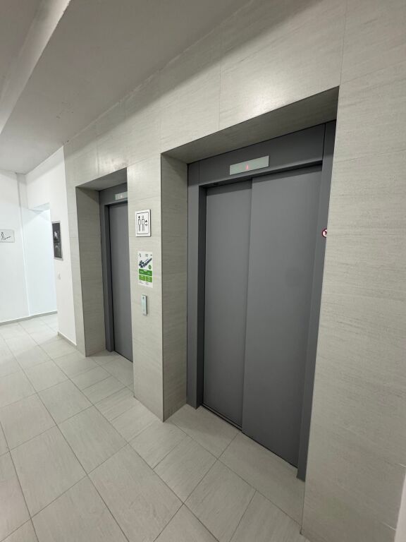 Residenza Kadiu-In Affitto Appartamento 1+1, nuovo, Mangalem
