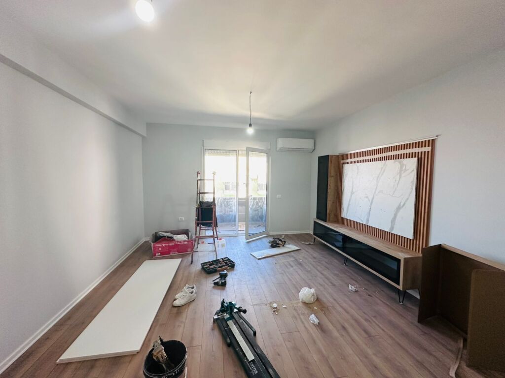 2+1, partially furnished, Ndre Mjeda street, Kavaja road, 500 thousand leke