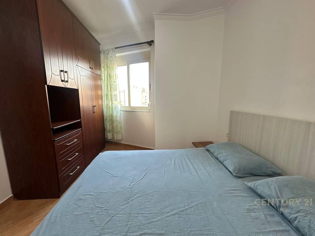 JEPET APARTAMENT 2+1+2 ME QIRA NË FRESK!!