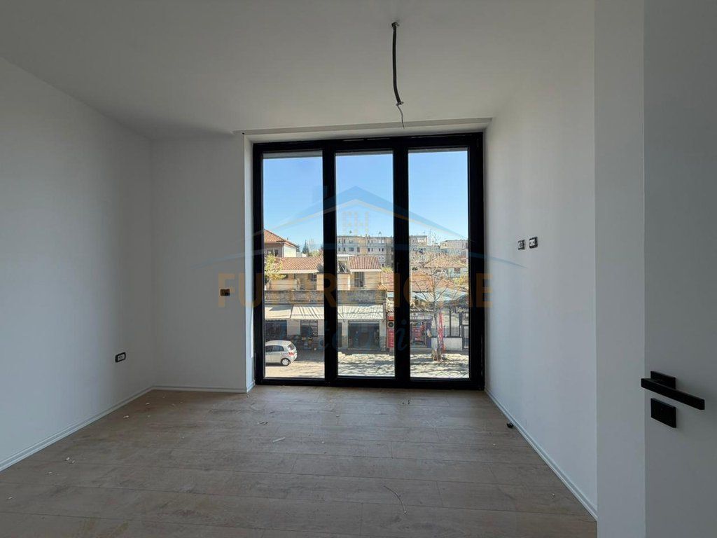 In affitto, Spazio per uffici, Complesso Golden Gate, Tirana.