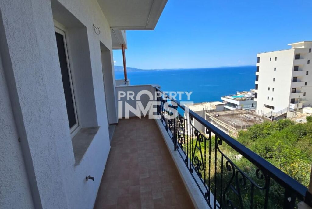 Appartamento 2+1+balcone in vendita a Saranda.