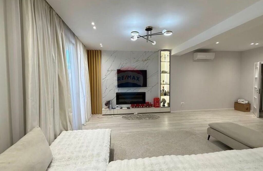 Shitet apartament 2+1+2 pranë Stadiumit Dinamo ID: 530471016-3