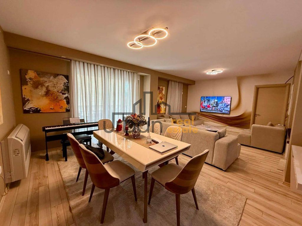 For sale, 2 Apartments + 2 Garages &amp; Storage, Ana Complex, Tirana - 435,000€ | 194 m²