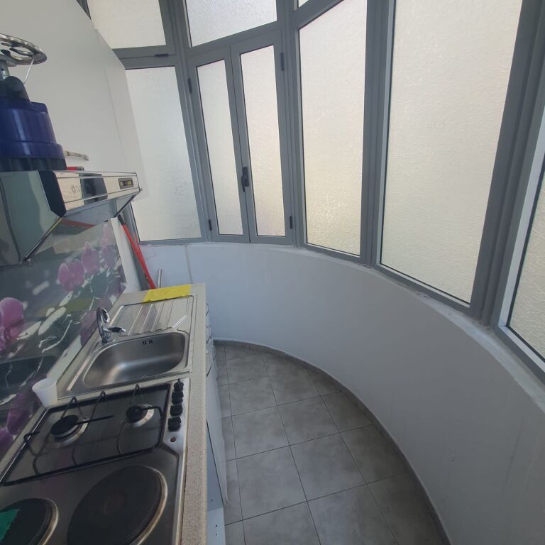 Gas stove