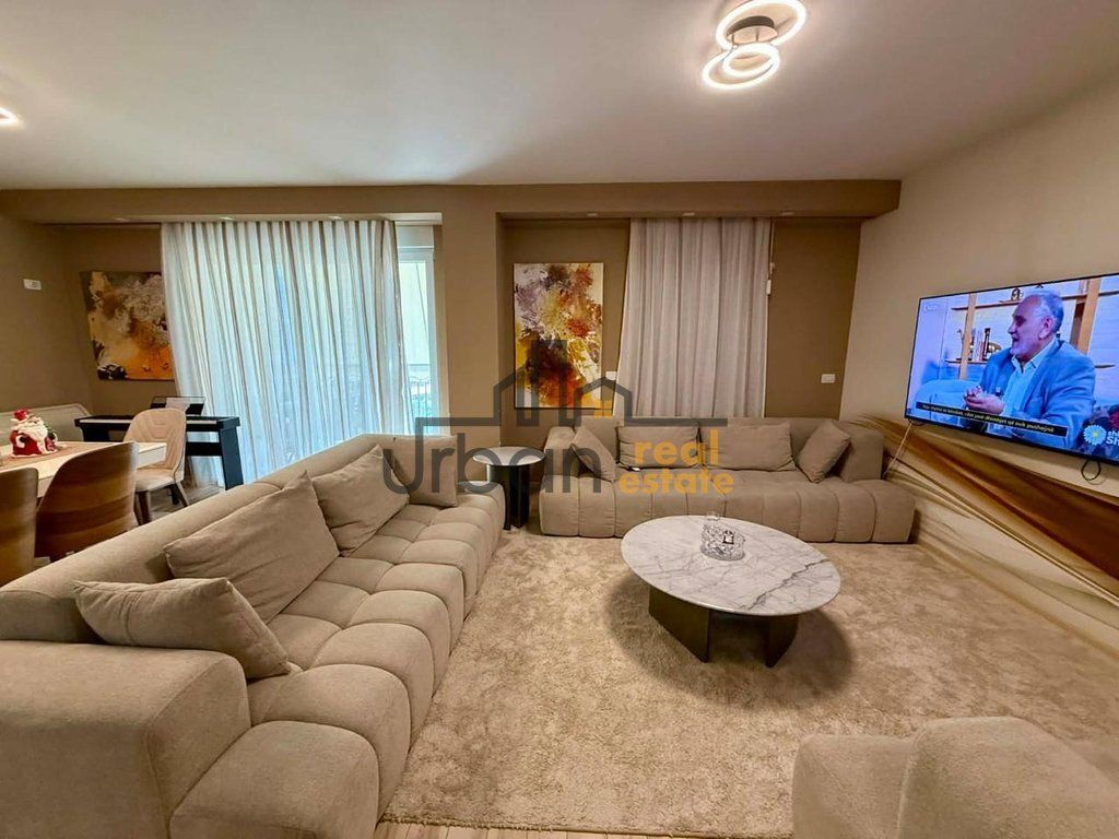 For sale, 2 Apartments + 2 Garages &amp; Storage, Ana Complex, Tirana - 435,000€ | 194 m²