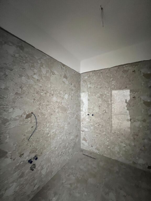 Apartment for sale 108.5 m2, 1550 € / m2