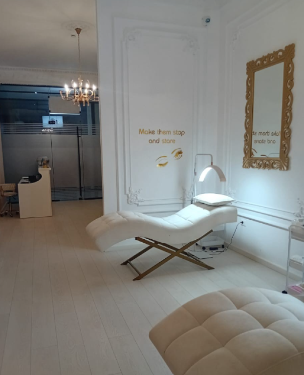 🏢 Shop for Rent – Kavaja Street (Garden Building) 