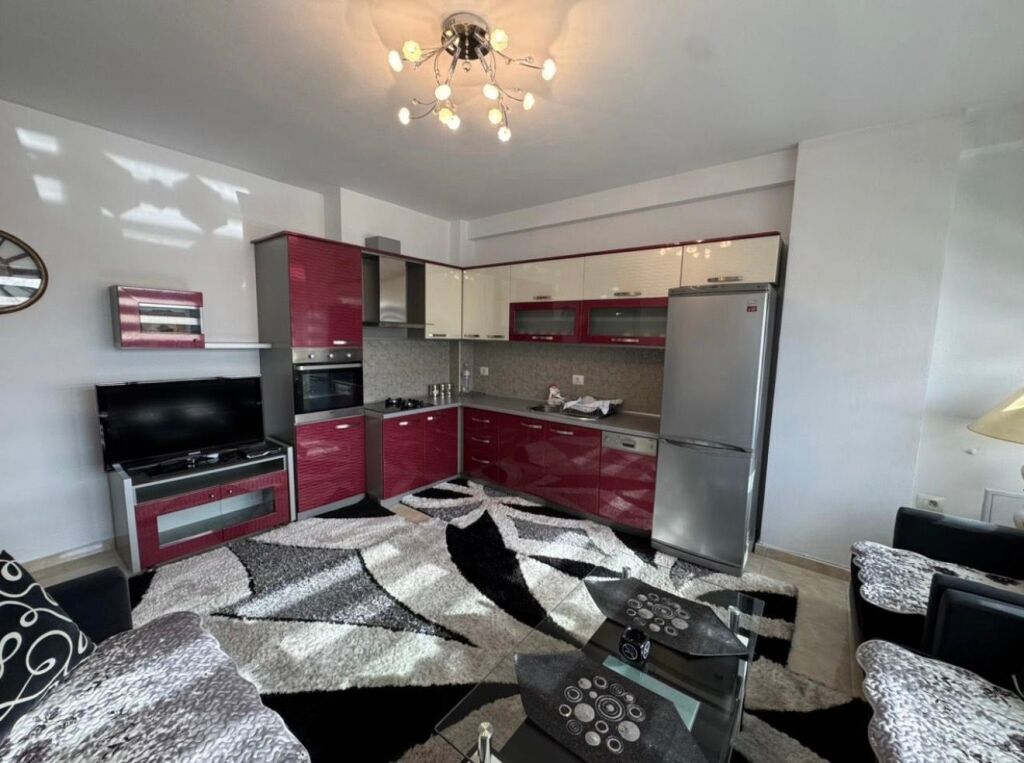 2+1,furnished,at the Asllan Rusi building Laprake,price 500 euro