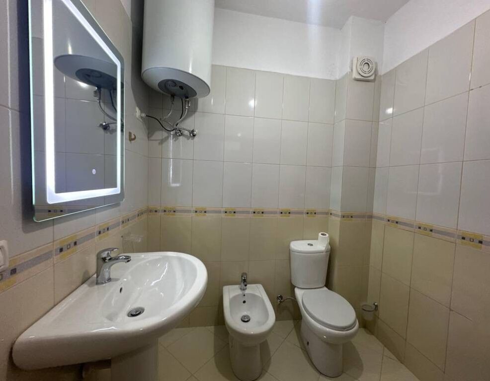 JEPET APARTAMENT 2+1+2 ME QIRA NË FRESK