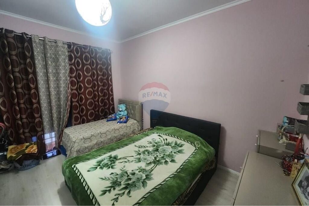 Apartament - Për Shitje - Ish Fusha e Aviacionit, Tiranë