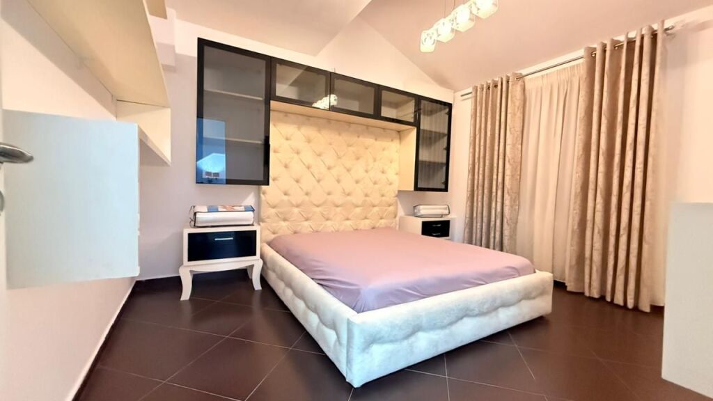 Villa in affitto a Kodra e Diellit