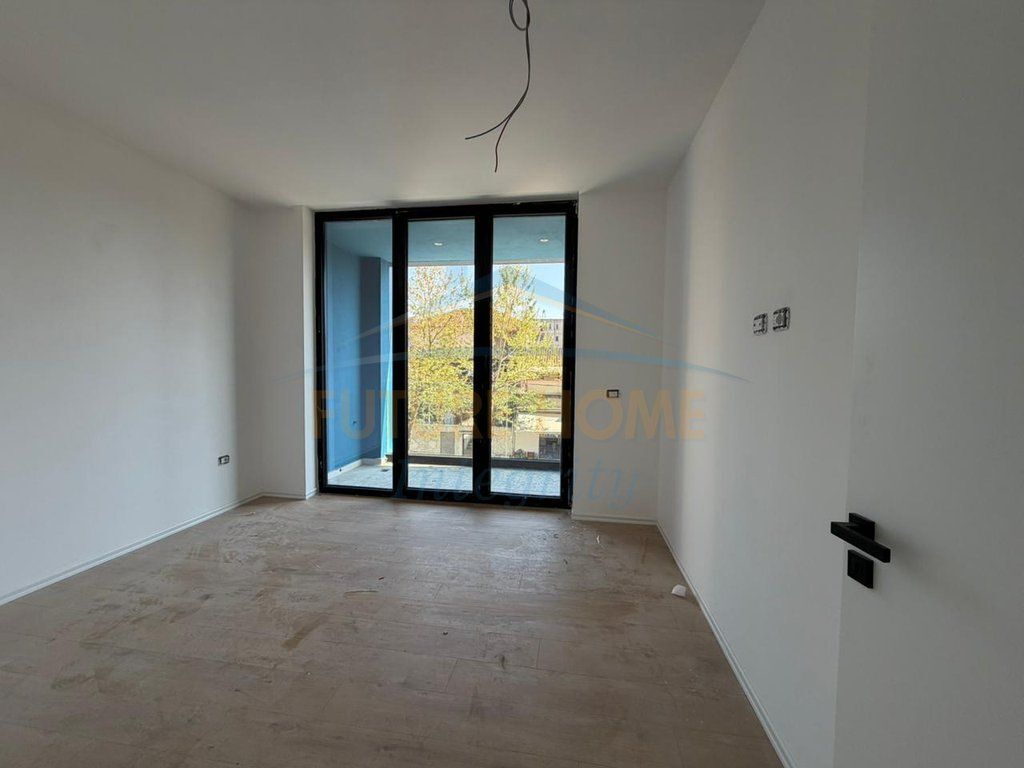 In affitto, Spazio per uffici, Complesso Golden Gate, Tirana.