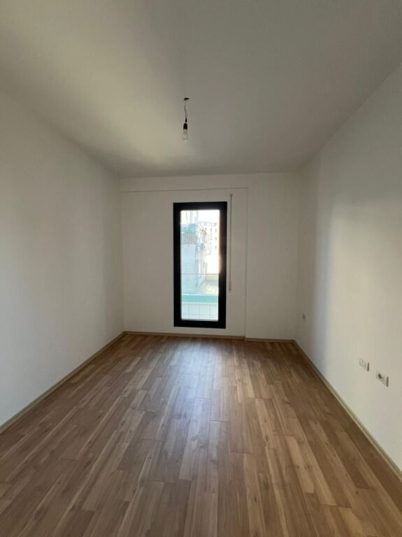 Appartamento 2+1+2+Parcheggio in vendita in via Kosovareve