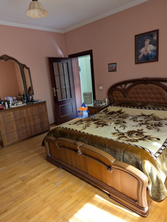VILLA 3 FLOORS FOR SALE "NEAR ROBERT NACI STREET, HARRY FULTZ" 515000 EURO