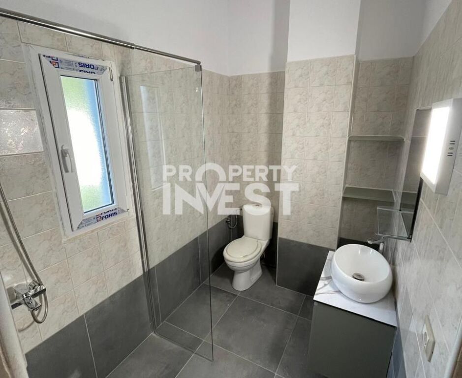Appartamento 2+1+balcone in vendita a Saranda.