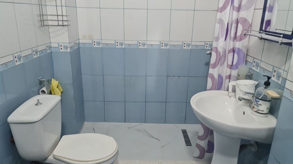 Ambiente per ufficio in via Bardhyl