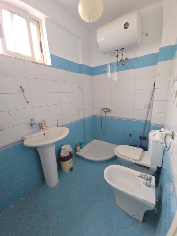 🏡 APPARTAMENTO 2+1 IN VENDITA – VICINO ALLA DIREZIONE DELLA POLIZIA, DURRËS