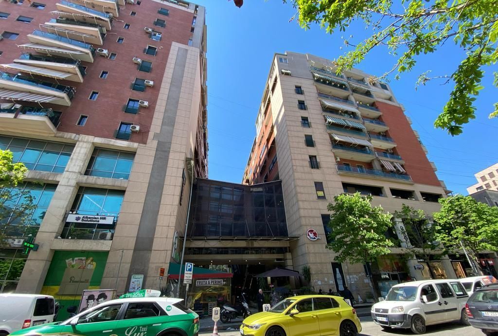 FOR SALE: Business Premises📍Gallery Center (Barricades Street) - 179,000€ - Area 68m² - Floor 2 || Very good investment opportunity🔥