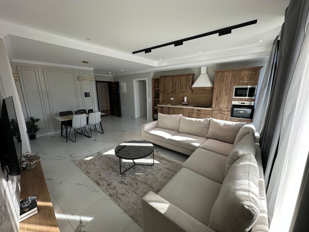 Apartment for Sale – Opportunity at Lake View Residence  A modern and high-quality invested apartment is offered for sale, in one of the most sought-after residences in Tirana.  🔹 Location: Lake View Residence   💰 Total price: 443,000 €  