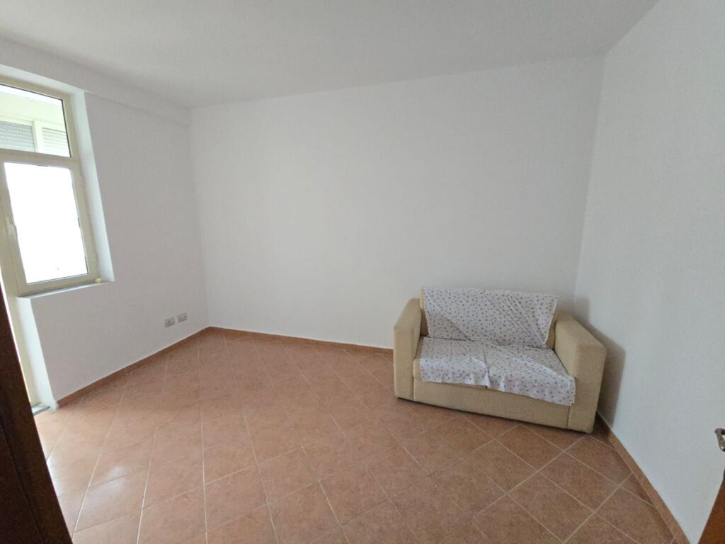 🏡 APPARTAMENTO 2+1 IN VENDITA – VICINO ALLA DIREZIONE DELLA POLIZIA, DURRËS