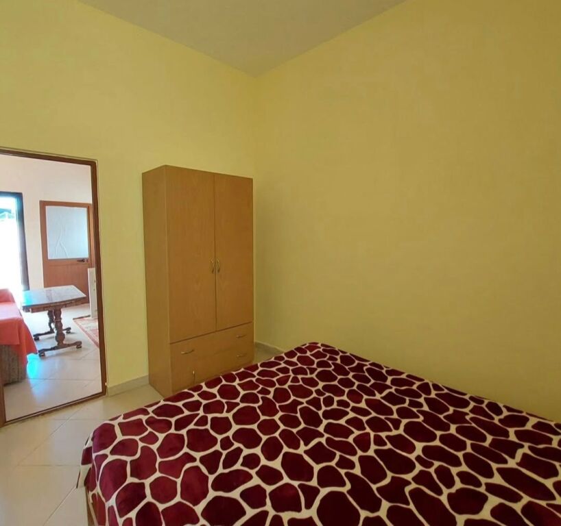 For rent entrance 1+1 near American Hospital 2