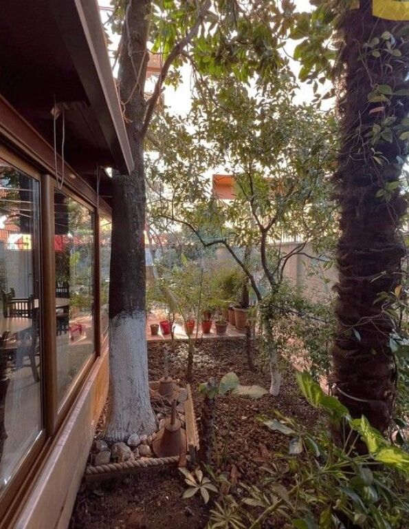 Affitto, Villa su 3 piani, Xhamlliku