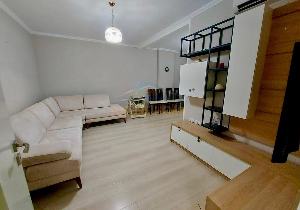 🏡 2+1+2 Arredato presso i Palazzi "Areela" – Via "5 Maji" con Ipoteca! ✨