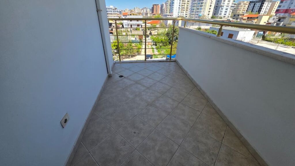 Appartamento 2+1 in vendita vicino al Porto & Marina di Vlora