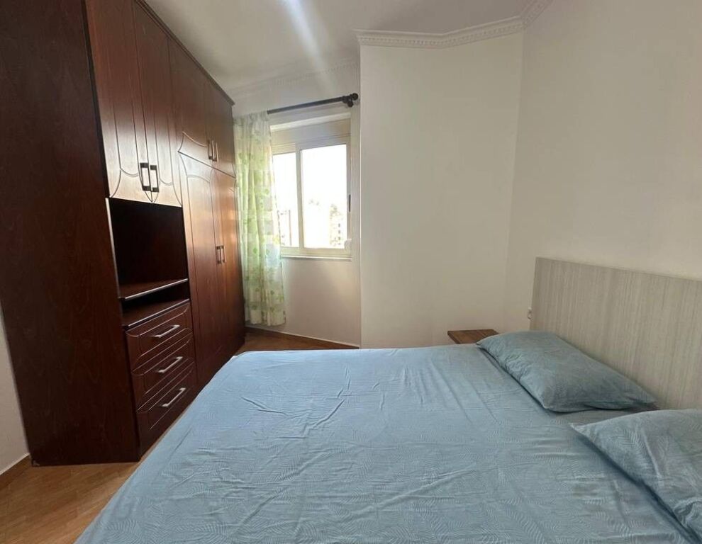 JEPET APARTAMENT 2+1+2 ME QIRA NË FRESK