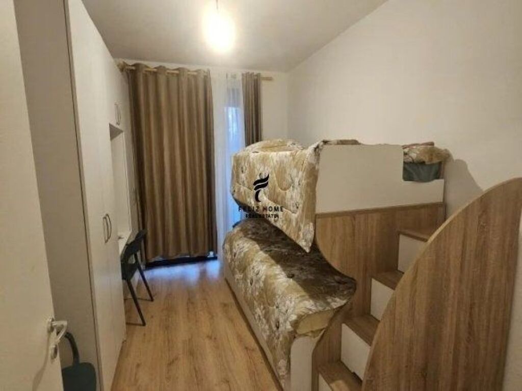 APARTAMENT ME QERA 2+1 KOPSHTI ZOOLOGJIK 100.000 LEKE FH-68498