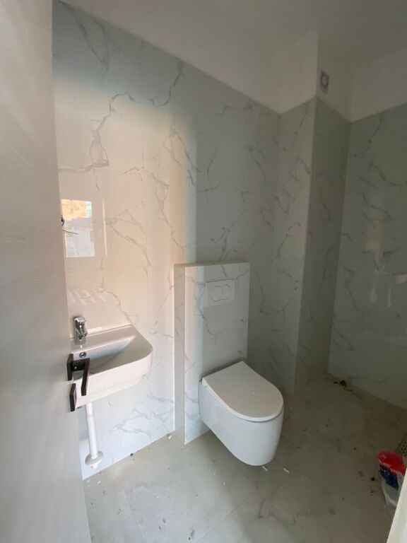Paskuqan , Ahmati petrol , 2+1+2wc for rent