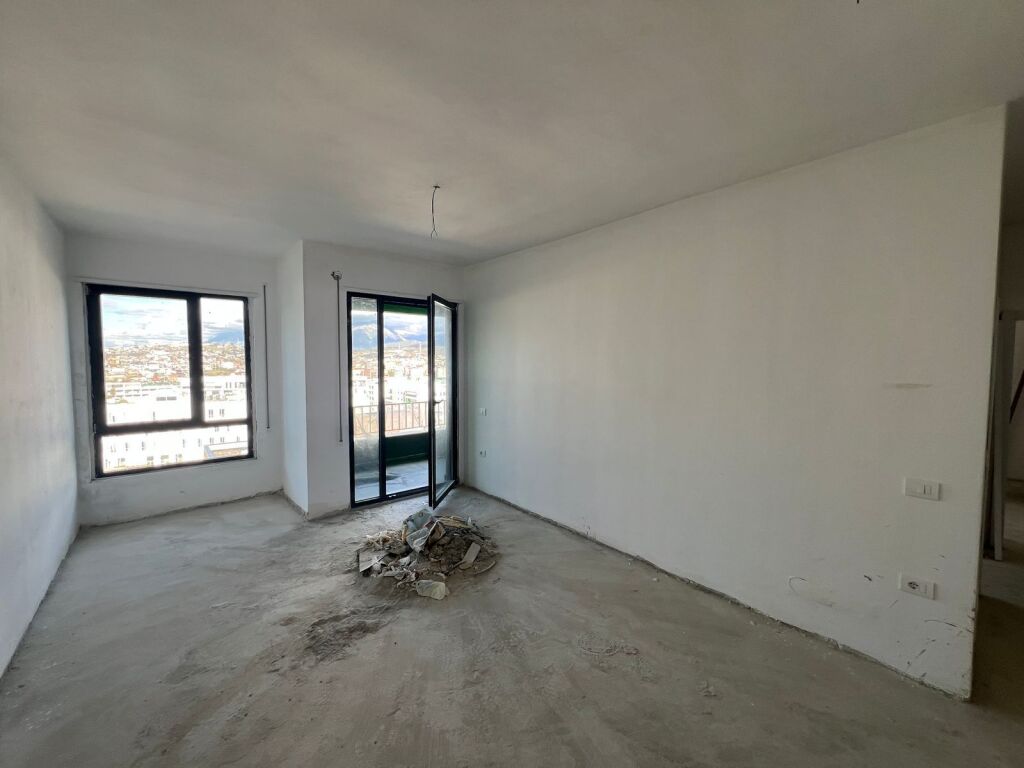 Apartment for sale 108.5 m2, 1550 € / m2