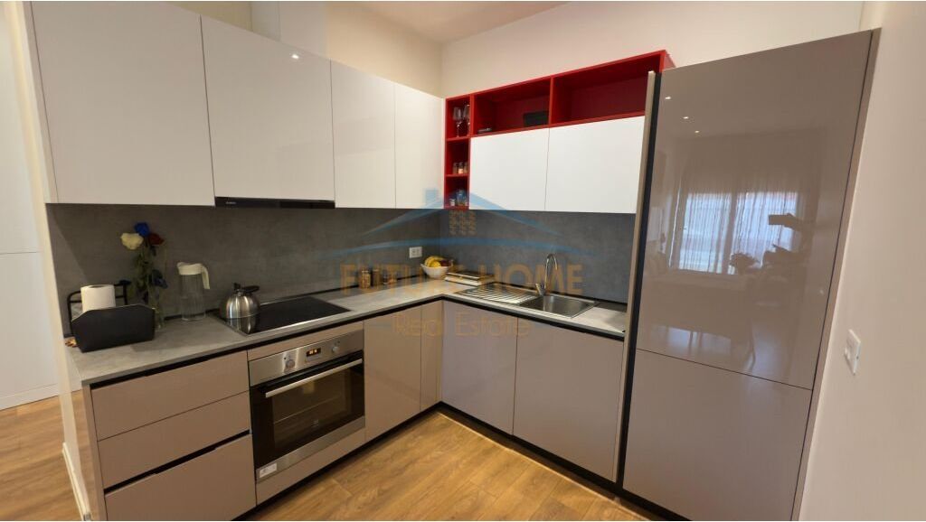 Affitto, Appartamento 1+1, Complesso Delijorgji, Tirana