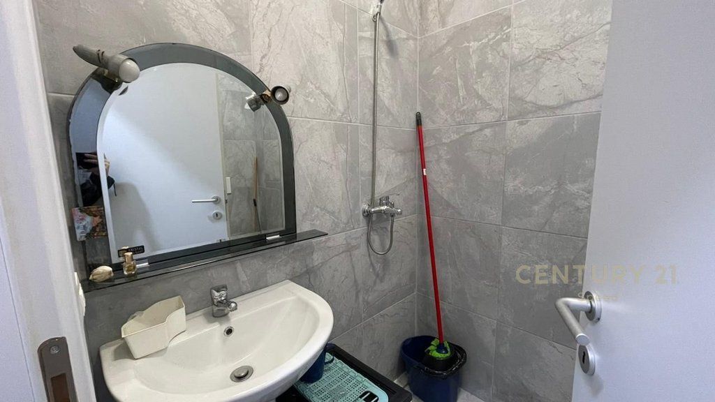 Studio apartments for rent in the 5 May area!