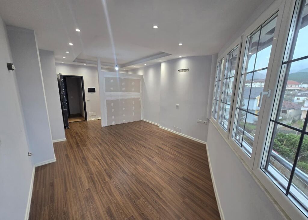 Apartament 1+1 Ne Shitje, Fresk, Tirane