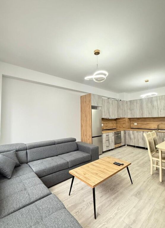 Apartament 1+1 me verandë & post parkimi