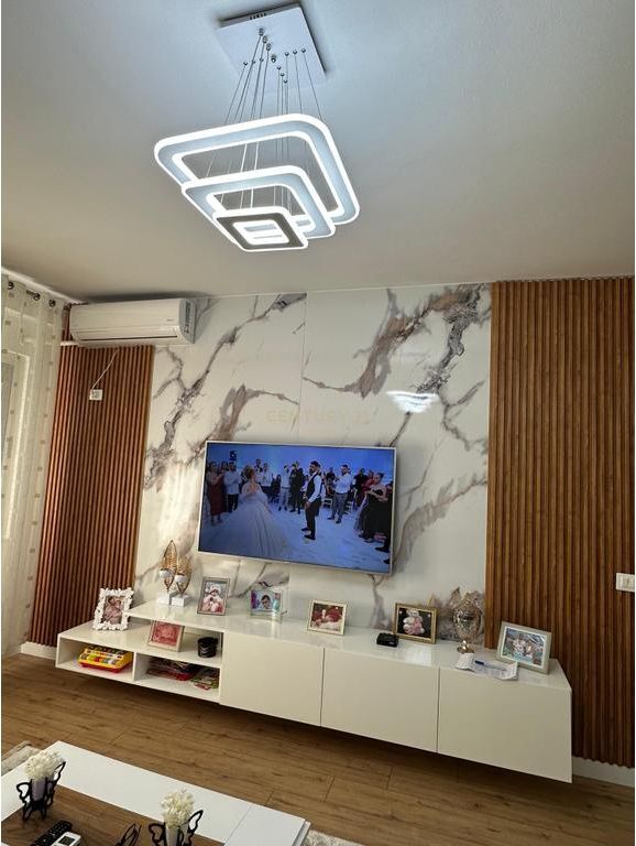 We sell a 2+1 apartment at Tom Doshi Complex, Shkoze