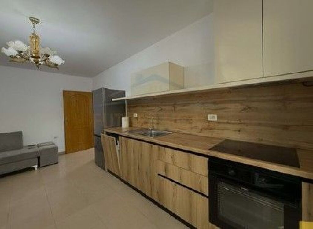 Rent, Apartment 2+1, 21 Dhjetori