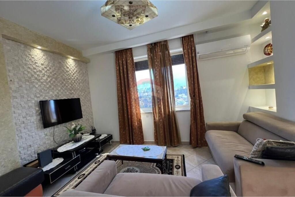 APARTMENT FOR RENT ON BARRICADES STREET