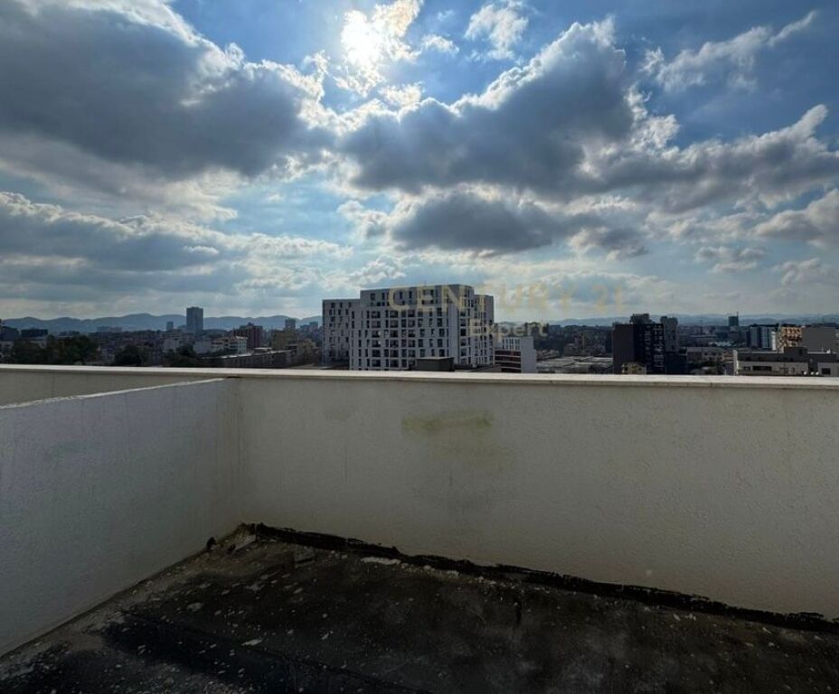 Studio apartments for sale, American Hospital 2