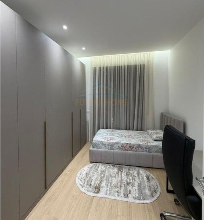 Shitet, Apartament 2+1+2+Post Parkimi, "Kompleksi Delijorgji ", Tiranë
