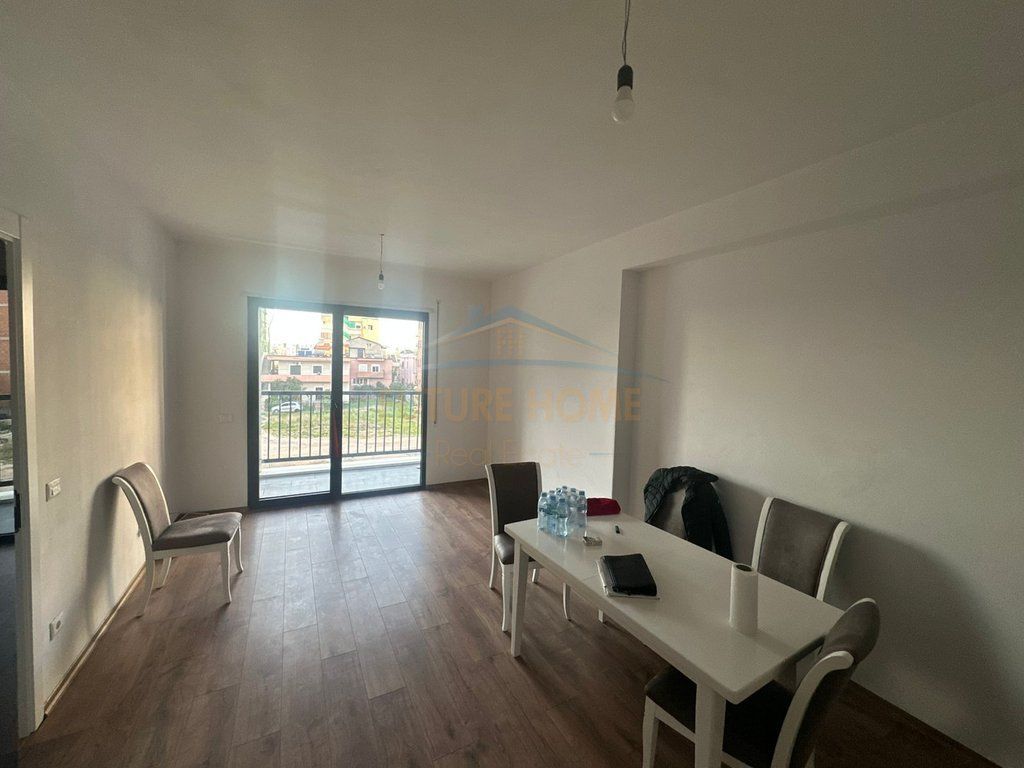 For sale, Apartment 2+1+2+Parking Space, New Boulevard, Tirana
