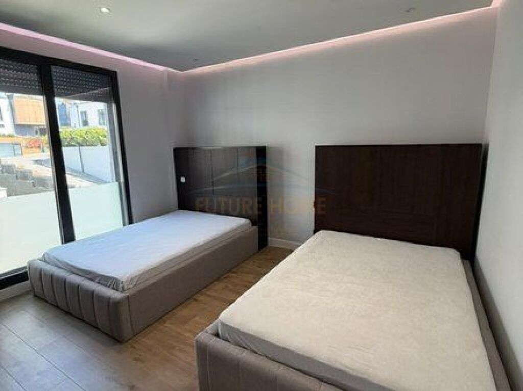 In vendita, Appartamento 3+1+2+2 Posti Auto, Sofia Hill Residence, TEG, Tirana.
