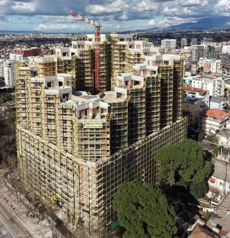 🏡Appartamento 2+1+2 in vendita presso la Residenza Colonnade, Tirana❗