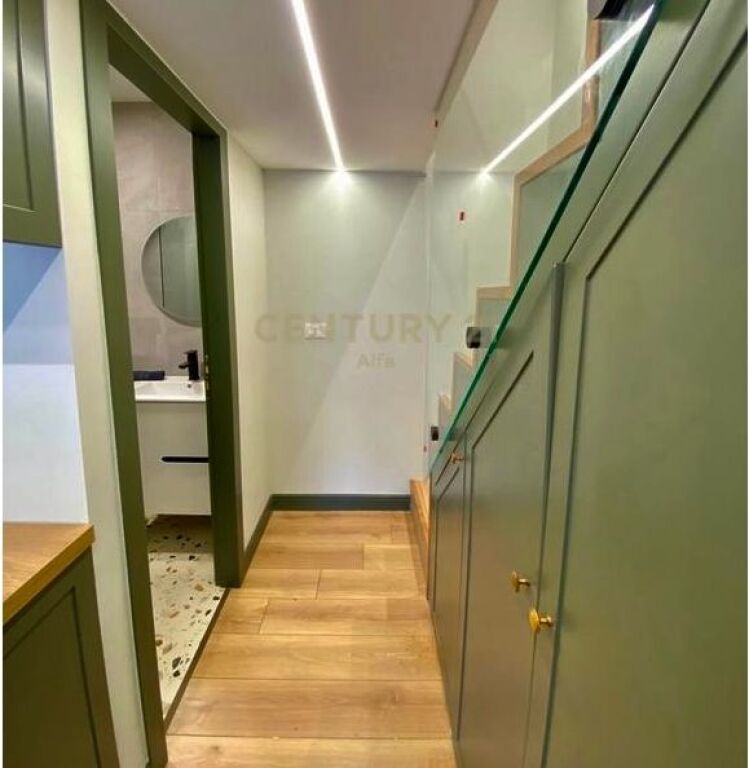 Duplex for sale, Xhamllik