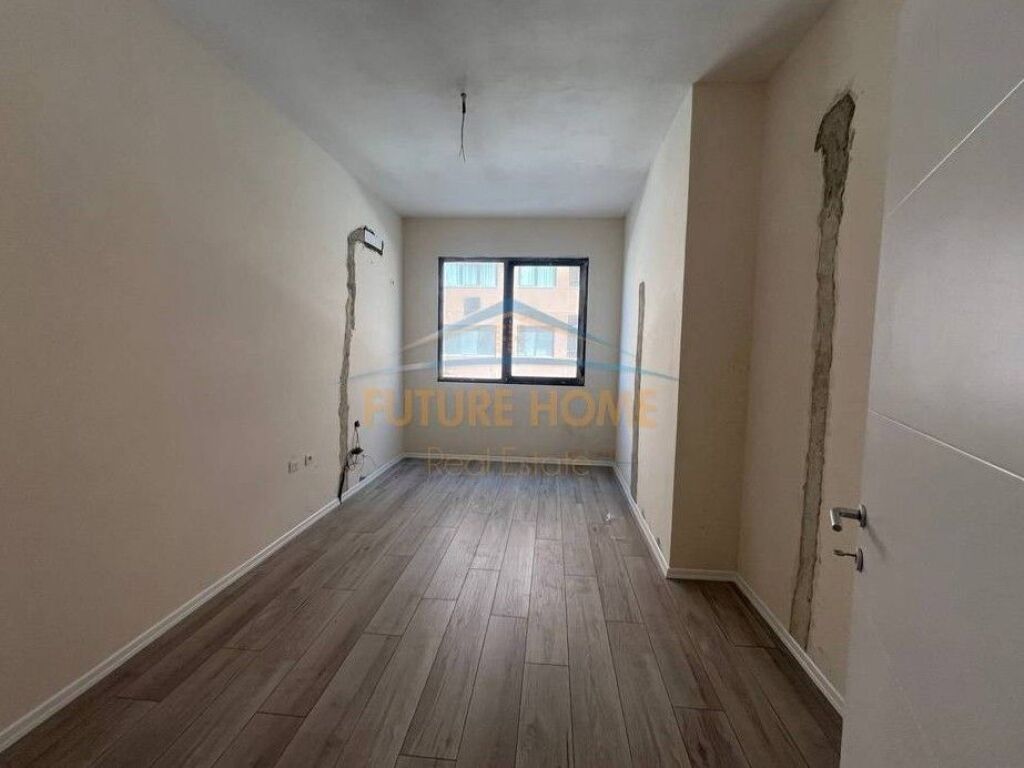 For sale, Apartment 2+1+2 Elbasan Street, Tirana.